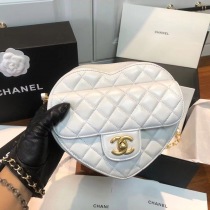 最高な材質♡シャネル ハート ショルダーバッグ スーパーコピー shw45875