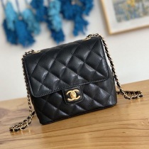 シャネル スモール トップハンドルフラップバッグ コピー shp47181