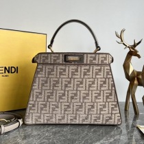 完売必至 フェンディ PEEKABOO X-TOTE トートバッグ 偽物 fed54722