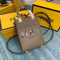 フェンディ サンシャインショッパー コピー エラフレザー ミニバッグ fei21852