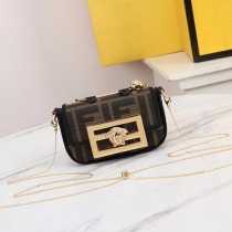n級品 おすすめ【FENDACE】ナノ バゲット 偽物 マイクロ バッグ fep75696