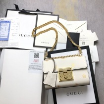 【グッチ】Padlock☆ビー&スター レザースモールショルダーバッグコピー432182 DJ2LG 8711