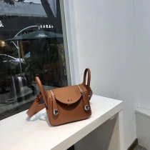 エルメス リンディ ミニ ヴェルソ コピースイフト シルバー金具he26036