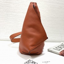 世界中で大人気♪ロエベ ショルダーバッグ コピー アントン スリング Anton Sling カーフスキン B511A09X06