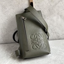 稀少ロエベ バーティカル Tポケット グレインカーフ 偽物 loi47625