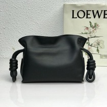日本未入荷新作★ロエベ コピー★フラメンコ クラッチ ミニ ナパ カーフスキン lom42588