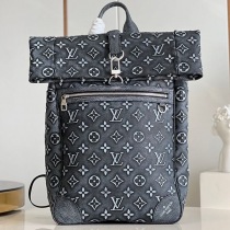 おすすめルイヴィトン ロール トップ・バックパック 偽物 M21359