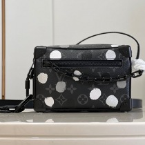 ルイヴィトン × 草間彌生 偽物 LV × YK ミニ･ソフトトランク M81936