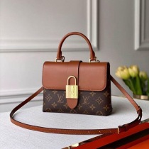 超話題!ルイヴィトン ショルダーバッグ 偽物 ポシェット ロッキー BB vut35878