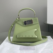 21-22AWメゾンマルジェラ Snatched コピー スモールスナッチト ハンドバッグ Maa63834