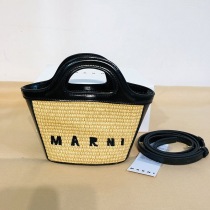 大人気!!新色 マルニ TROPICALIA マイクロ かごバッグ コピー マルニ ハンモックバッグ mab37012