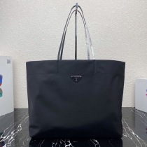 超希少！【プラダ】プラダ*Re Nylon 偽物サフィアーノレザー トートバッグ pus78470