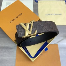 セール新作ルイヴィトン サンチュール・LVピラミッド コピー 40MM ベルト vup86677