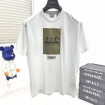 一目惚れ♪バーバリー ラベルアップリケ コットン Tシャツ 偽物 Bak09233