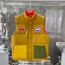 【即発】注目コラボ カナダグース x NBA 偽物 フリースタイルベスト Cau99670