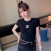 定番シャネル トップス ロゴTシャツ 偽物 shw66466