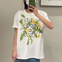 ロエべ アナグラム コットン フラワー ティー刺しゅう Tシャツ コピー H526Y22X70