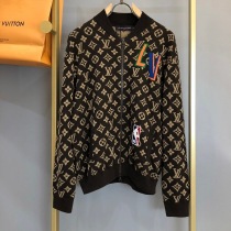 日本未入荷 【​ルイヴィトン ブルゾン コピー】NBA グラフィックブルゾン 1A8WYN