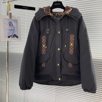 大人気！ルイヴィトン 偽物 モノグラムアクセントパーカ vuf31150