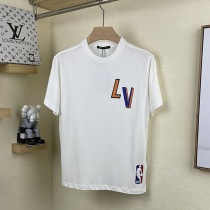 世界中で大人気♪ルイヴィトン x NBA☆プリントTシャツ vut42330