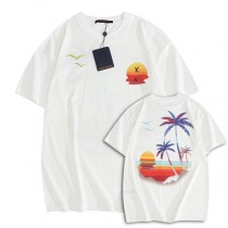 すぐ届 ヴィトン Tシャツ 偽物 モノグラムコミックス vuz61361