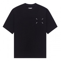 目を惹くカラー メゾン マルジェラ ナンバリング コピー ロゴ Tシャツ Mao92926