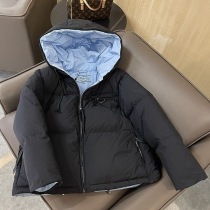 大人気！プラダ クロップドカシミアダウンジャケット 偽物 pui59982