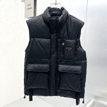 高級ブランド プラダ パデッド Re-Nylon ベスト 偽物 puu70208