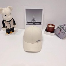 送料込 バレンシアガ ラムズウール レザーキャップ コピー baq34849