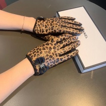 シャネル ヒョウ柄 レザーグローブ 偽物 shh99497