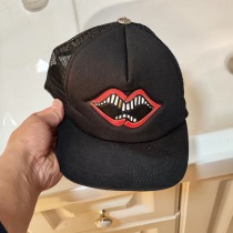 クロムハーツ 偽物 Matty Boy Chomperトラッカーキャップ Kuk17318