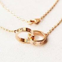 入手困難品！【カルティエ 偽物】LOVEネックレス kae73246