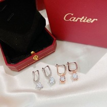 カルティエ 偽物ダイヤモンド ピアス 選べる2色 kaw23793