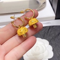 新色☆希少 シャネル きのこ類 ピアス コピー shp33573