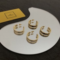 ★日本!!人気！フェンディ ピアス コピー イヤリング ゴールドカラー レディース 2色 8AH369TL9F0A47
