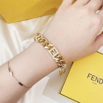 日本未発売★フェンディ★バゲット FFモチーフ ブレスレット コピー Gold few94621