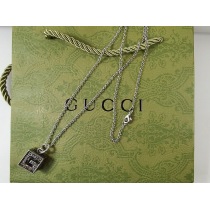 【日本未発売】グッチ ネックレス 偽物 シルバー メンズ guo21233