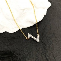 日本未入荷ルイヴィトン パンダンティフ LV ヴォルト 偽物 アップサイド ダウン vuy62468