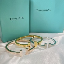 ☆超人気☆ティファニー T ワイヤーブレスレット 偽物 Tii06806