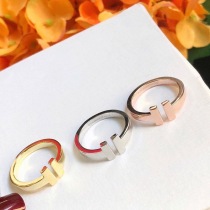人気急上昇 ティファニー T ワイヤー リング 偽物 18K Tio45473