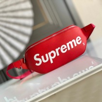ルイヴィトン ショルダーバッグ 新作 偽物 コラボ バムバッグ BUMBAG RED 赤 vur60762