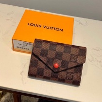 ルイヴィトン偽物 ポルトフォイユ ヴィクトリーヌ LV20333