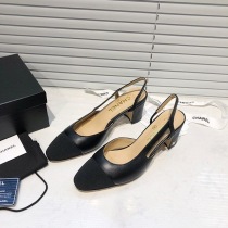 目を惹くカラー シャネル スリングバック シューズ 偽物 shi60350