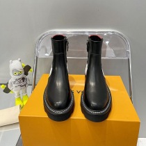 注目度抜群！ルイヴィトン ショートブーツ コピー vud83037