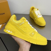 入手困難​ルイヴィトン コピー タイムアウトラインスニーカー vue82025