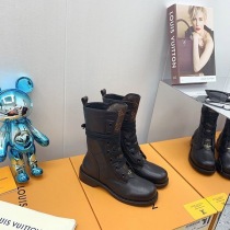 セレブ多数愛用♡ルイヴィトン ロングブーツ 偽物 vug05366