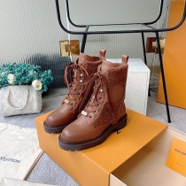 入手困難品！ルイヴィトン ウールブーツ 偽物 vuh55585