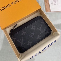 ルイヴィトン 財布 偽物 トランク マルチカードホルダー M80556