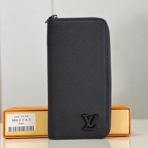 稀少ルイヴィトン 長財布 ジッピーウォレット コピー ヴェルティカル M81743 100%実物写真