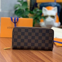 ルイヴィトン 長財布 偽物 ジッピーウォレット ダミエ N60015